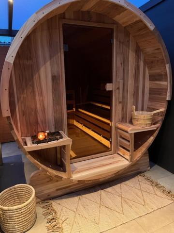 Charley'S Wellness Suite Westkapelle Exteriör bild