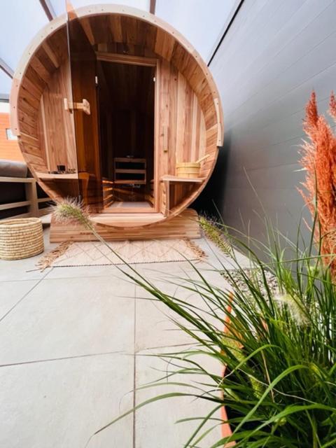 Charley'S Wellness Suite Westkapelle Exteriör bild